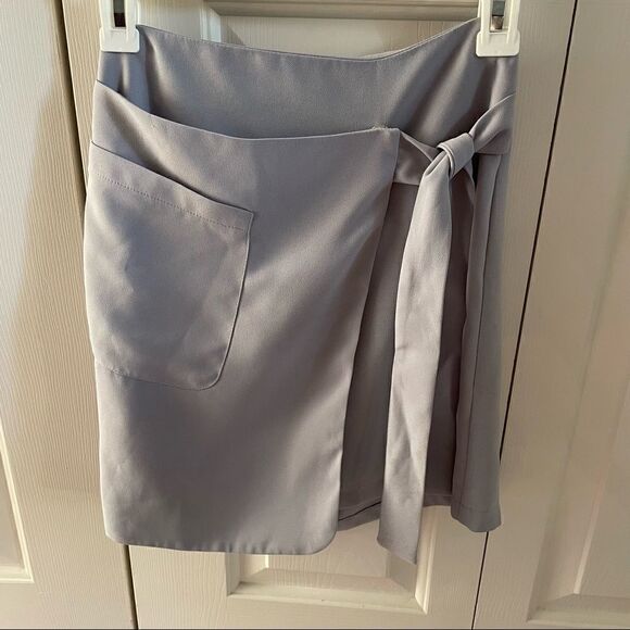 Topshop Wrap Mini Skirt with Tie Detail . Grey US 4 - Picture 10 of 10